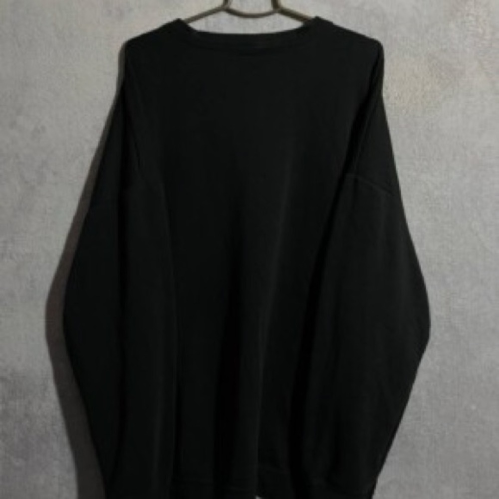 🔥 Adidas Manchester United Black Sweatshirt - Picture 2 of 5